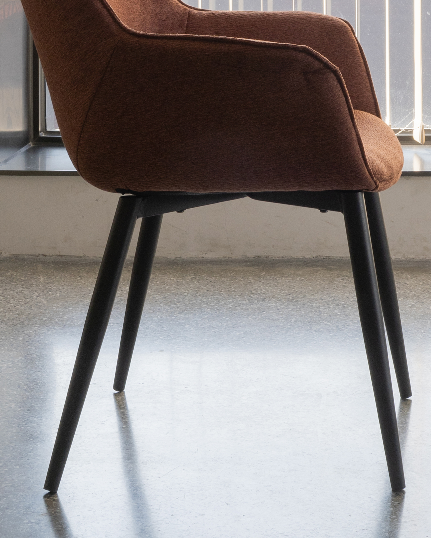 Sedie da pranzo posteriori curve moderne Sedie da pranzo posteriori curve moderne