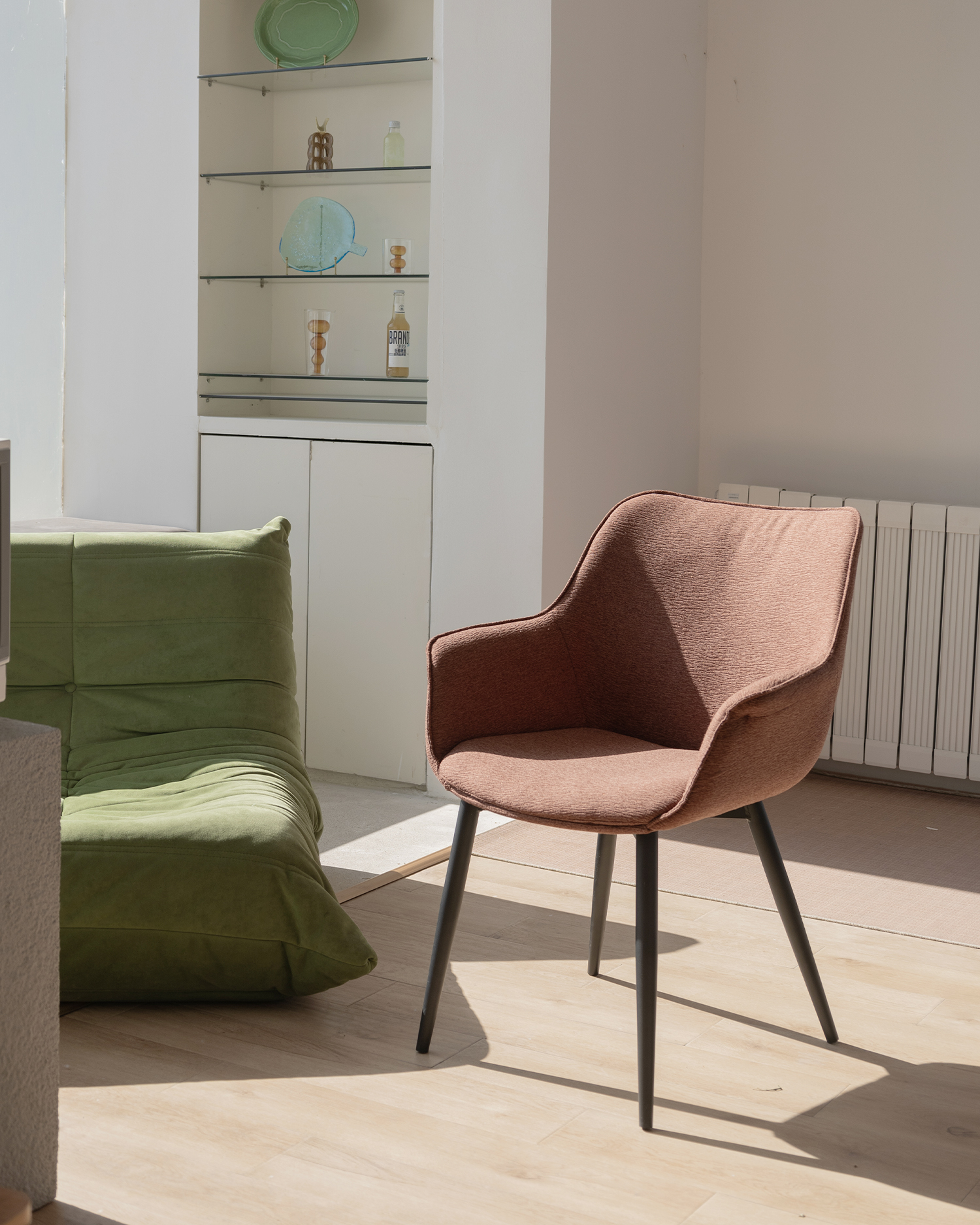 Sedie da pranzo posteriori curve moderne Sedie da pranzo posteriori curve moderne