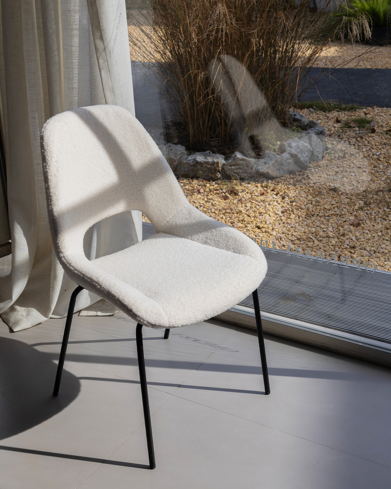 Sedia da pranzo con schiena vuota Sedia da pranzo con schiena vuota