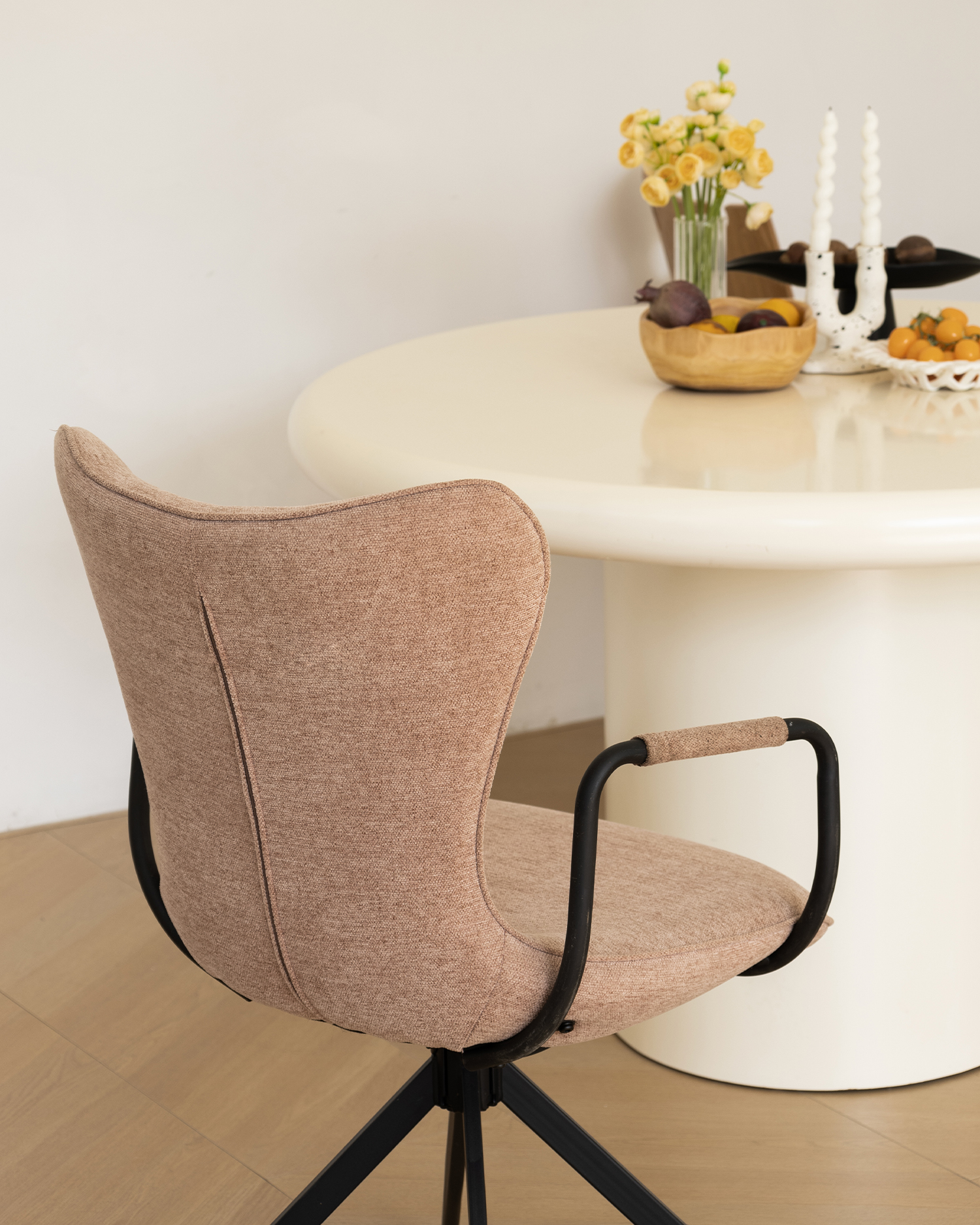 Sedie da pranzo contemporanea con braccio Sedie da pranzo contemporanea con braccio