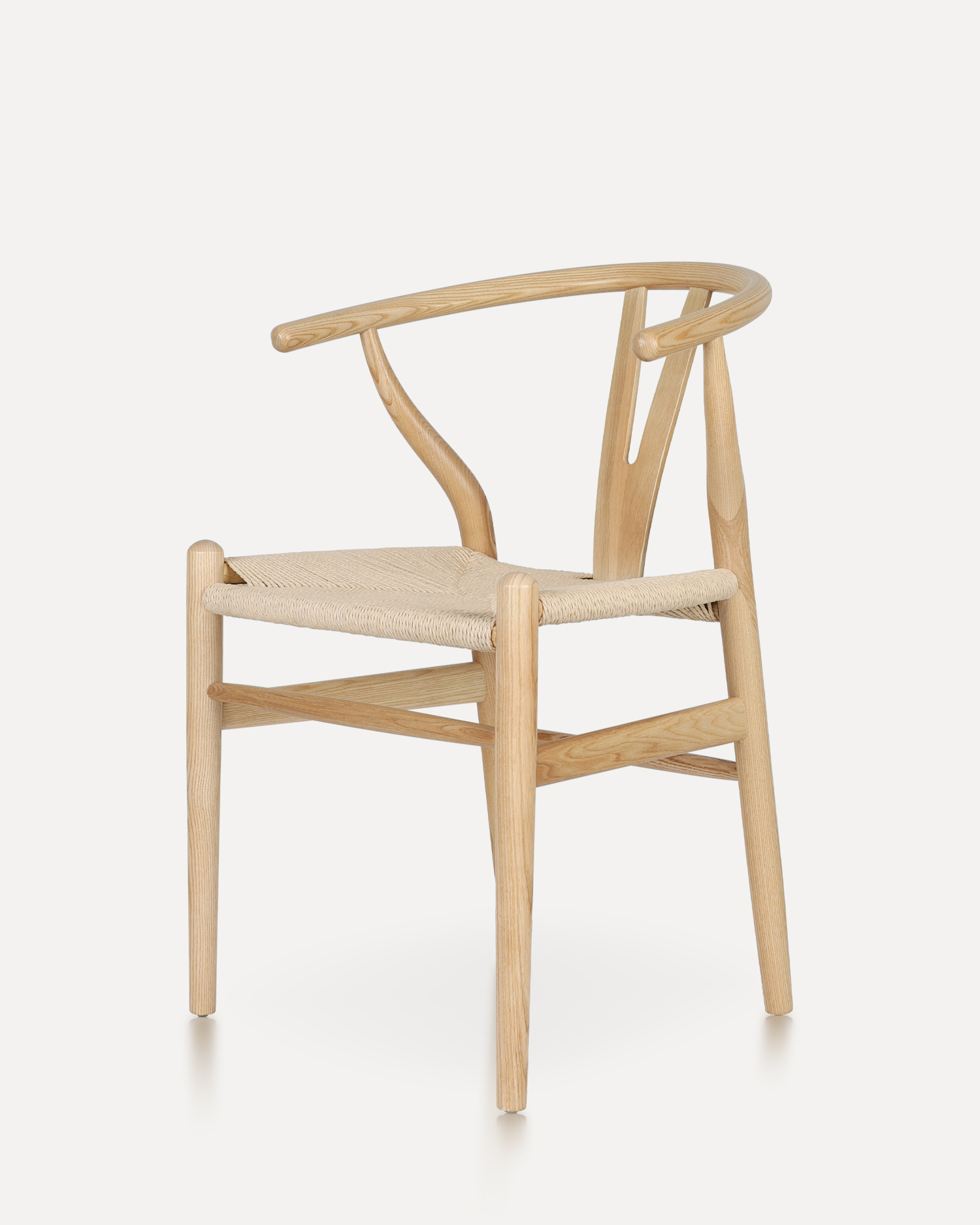 Sedia in legno di eleganza senza tempo