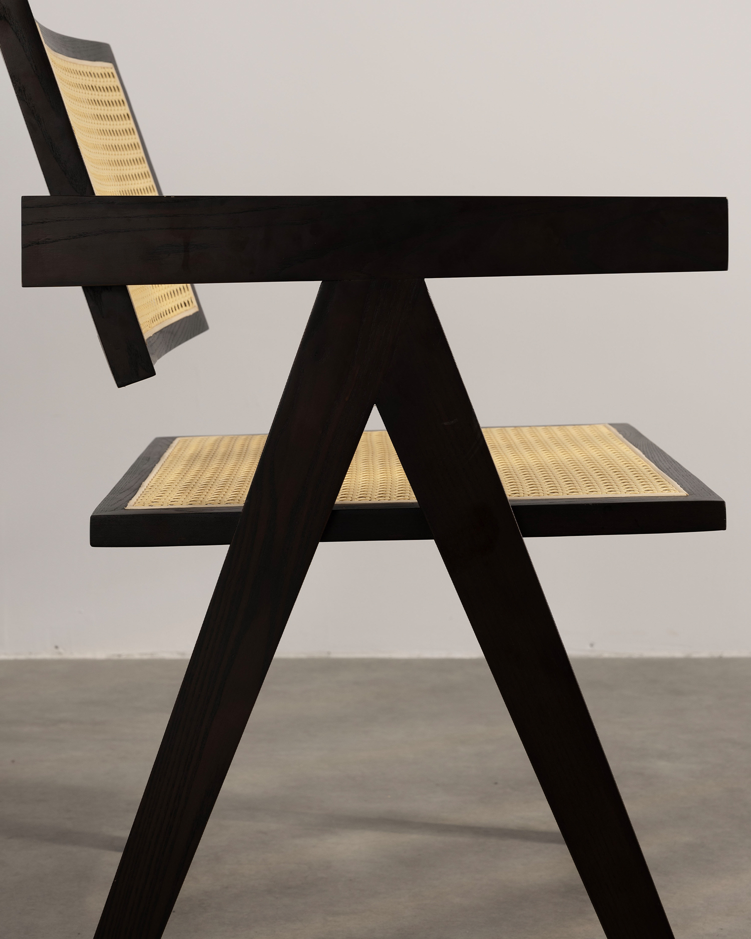 Sedie da pranzo in legno rattan minimalista Sedie da pranzo in legno rattan minimalista