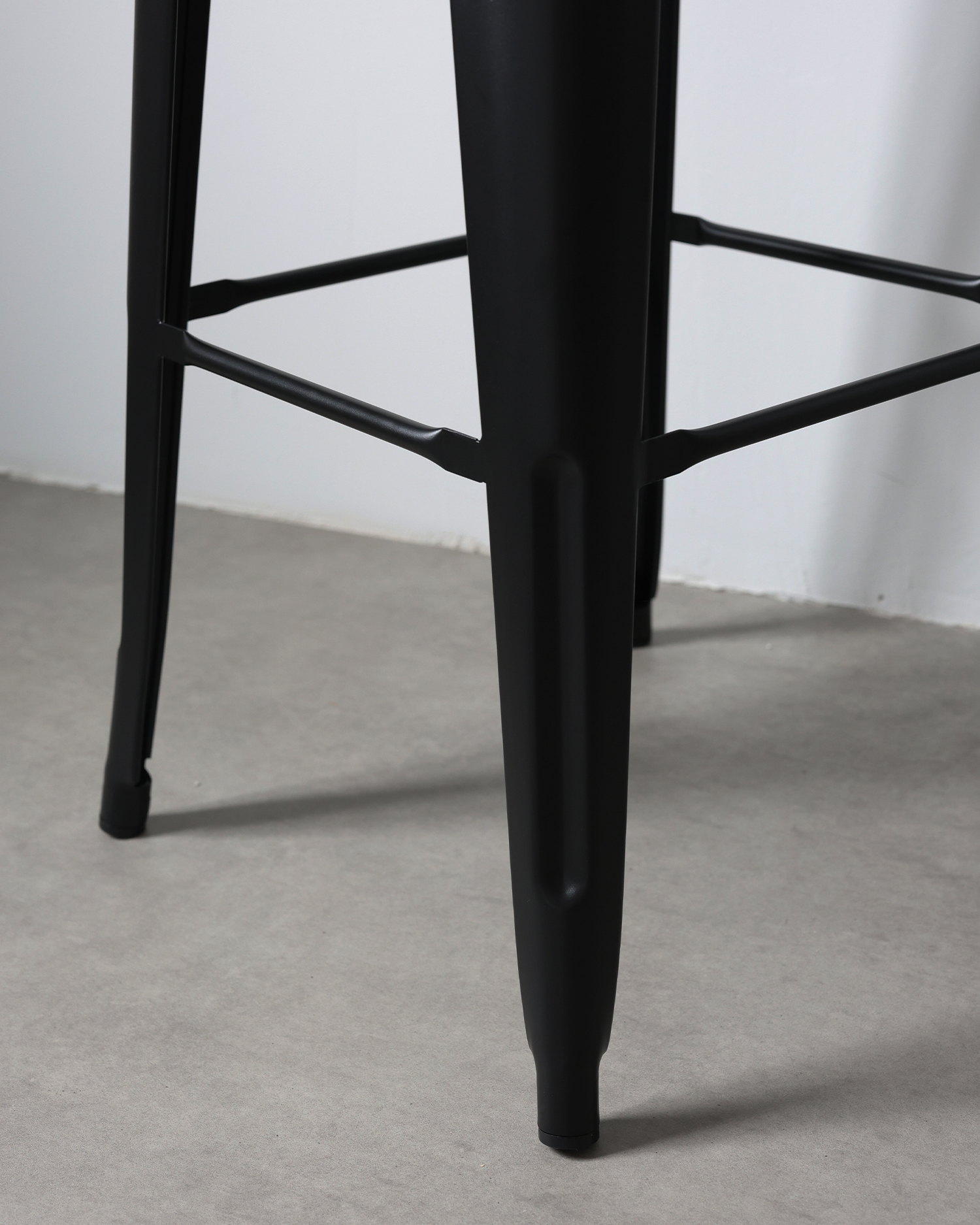 Sedie di design in ferro vintage Sedie di design in ferro vintage