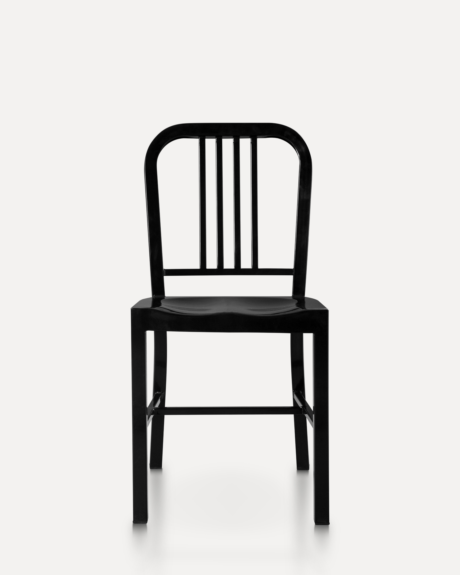 Sedia da ferro design senza tempo Sedia da ferro design senza tempo