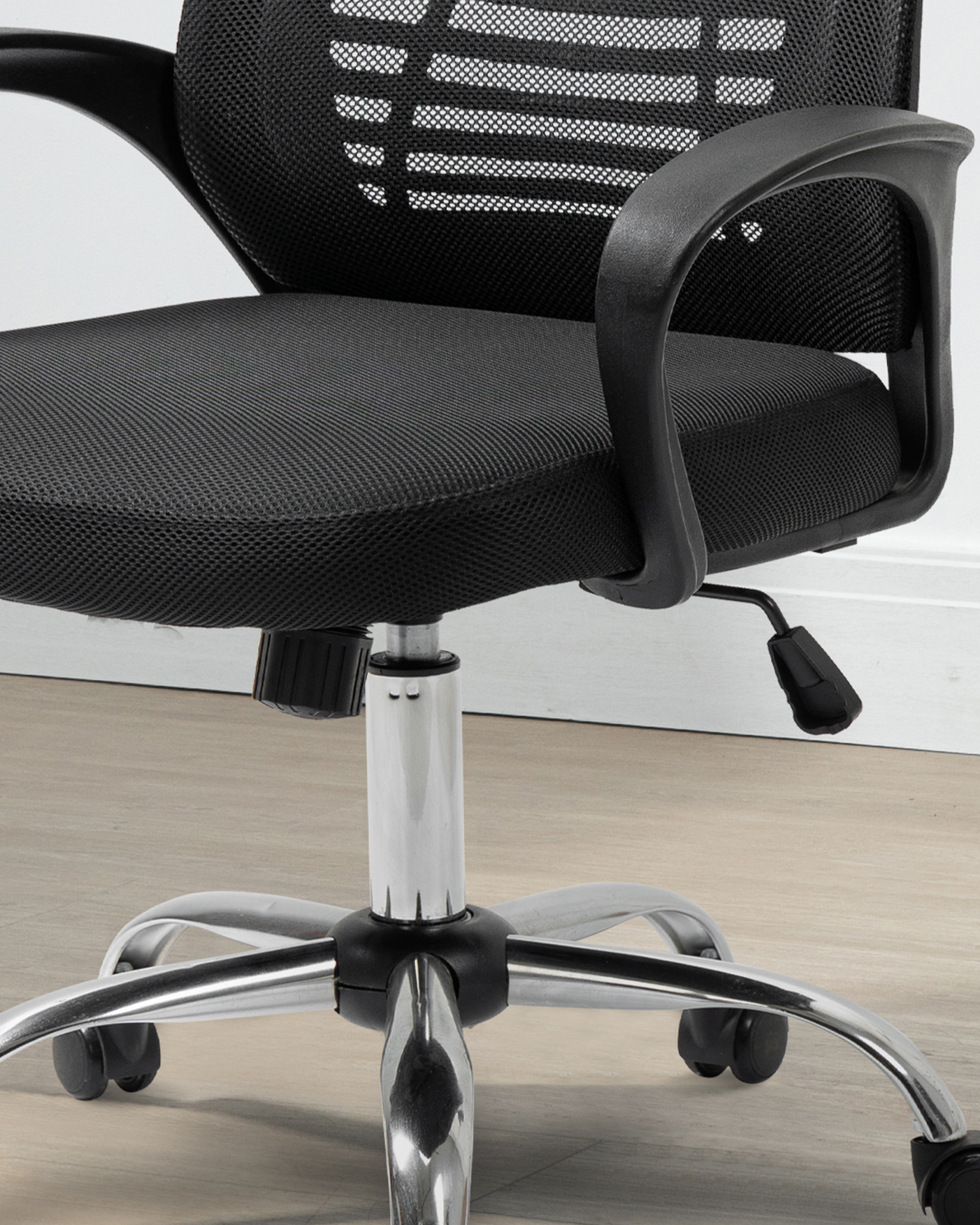 Sedia da ufficio in metallo Sedia da ufficio in metallo