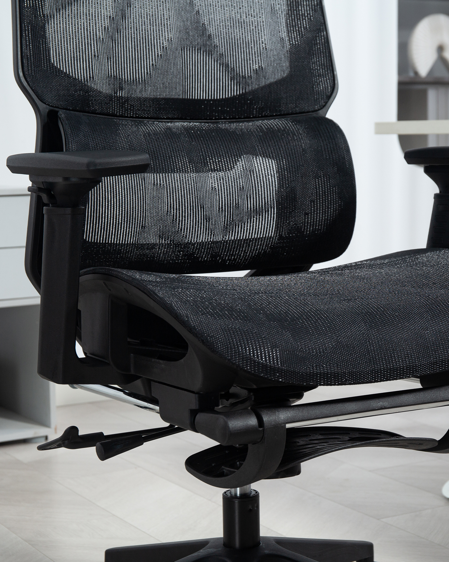 Design di sedia da ufficio ergonomico Design di sedia da ufficio ergonomico